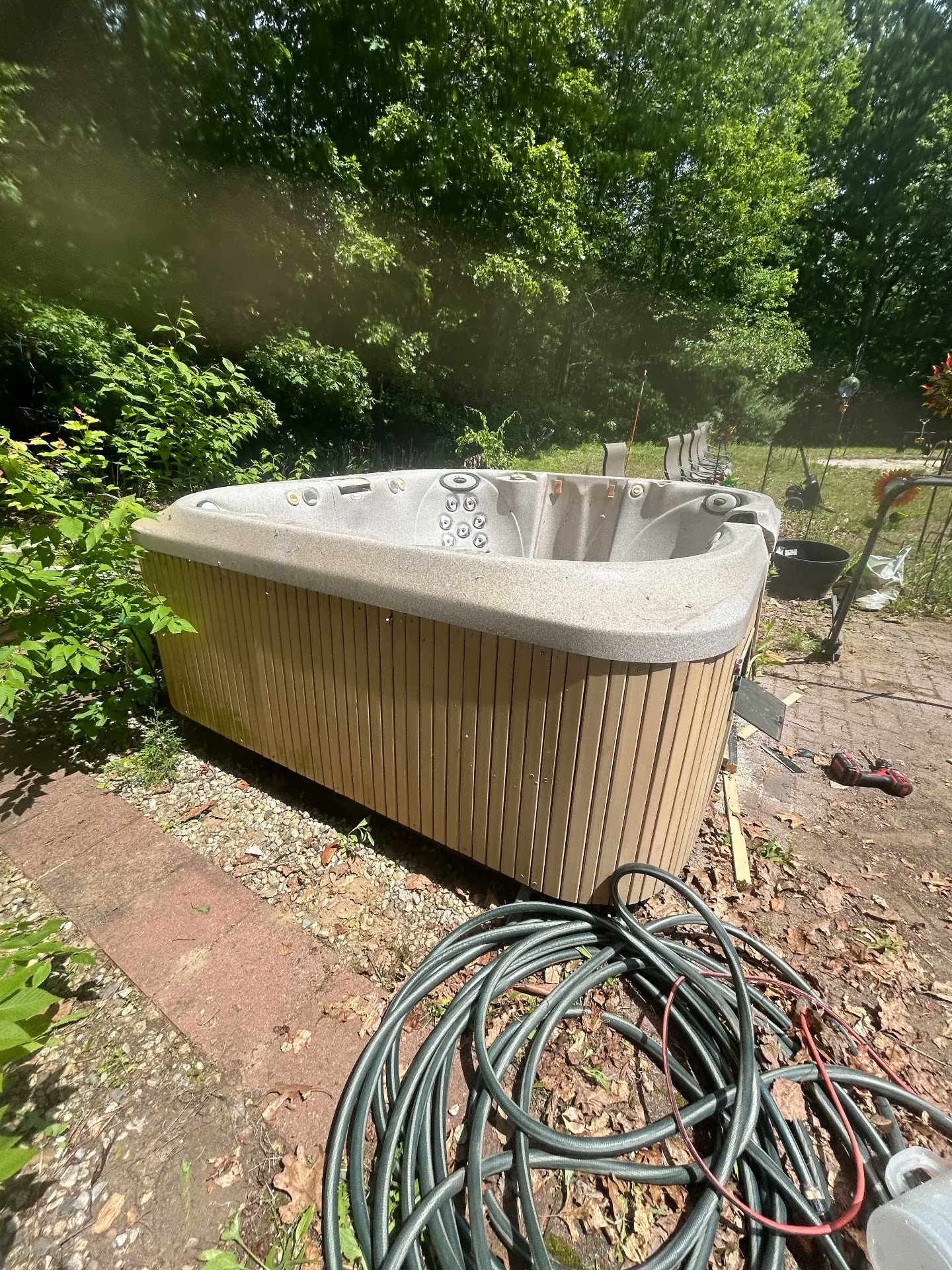 Old hot tub before removal