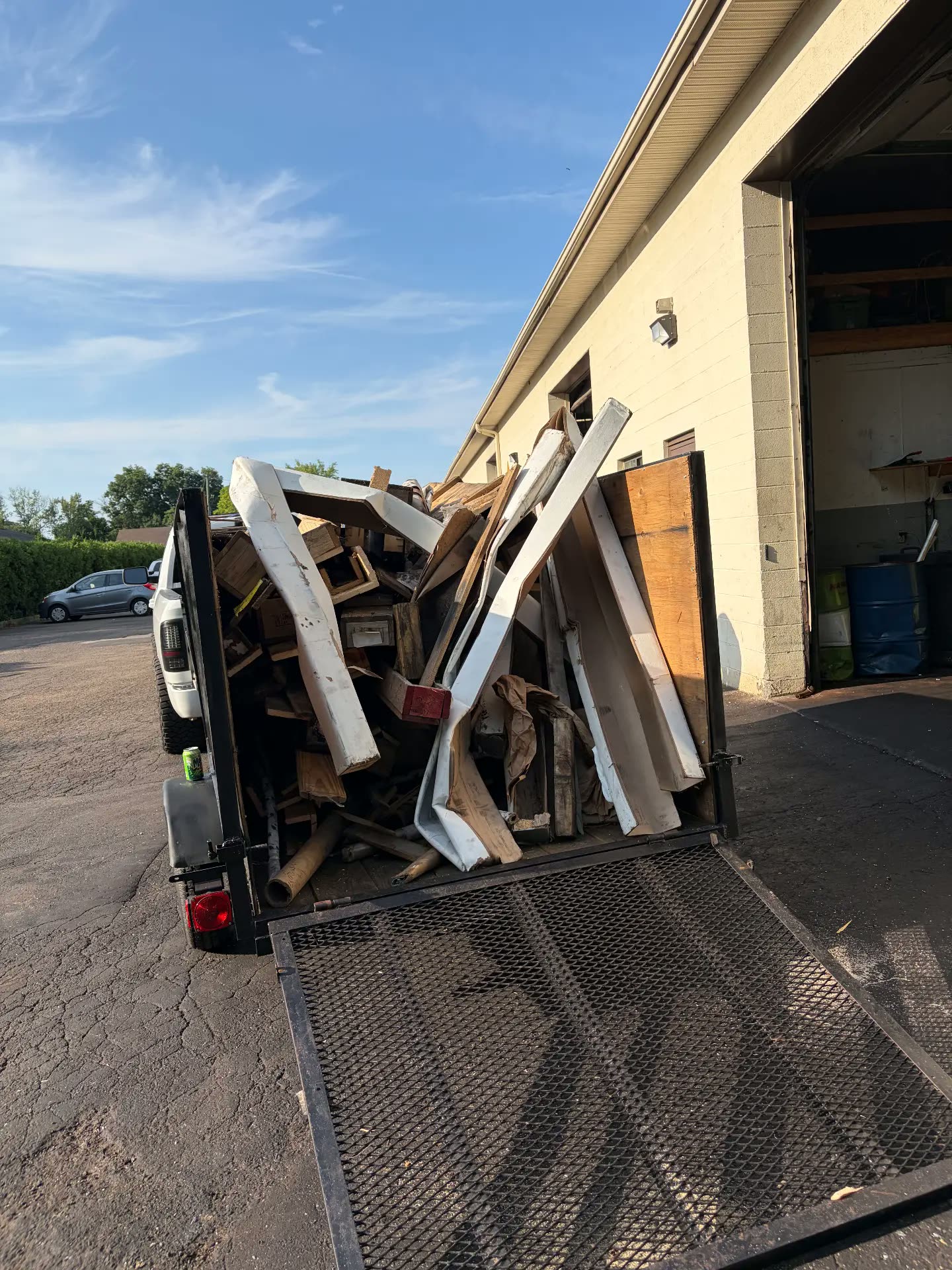 Trailer loaded with construction debris